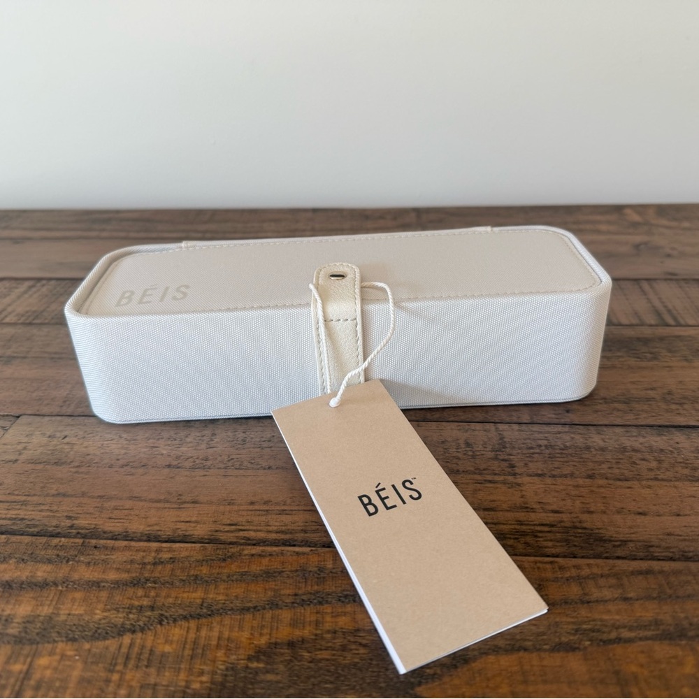 NWT BÉIS Travel Jewelry Case in Beige